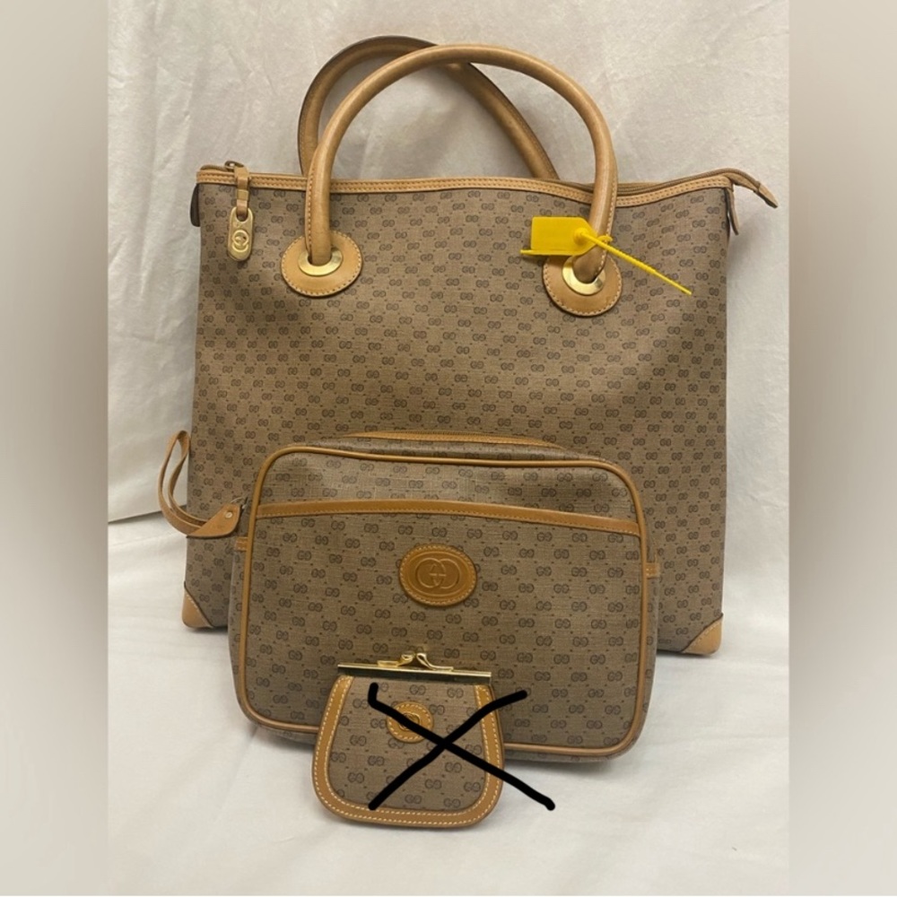 Gucci TWO PIECE Matching Micro GG Tote and Pouch (Kisslock Coin Purse SO…